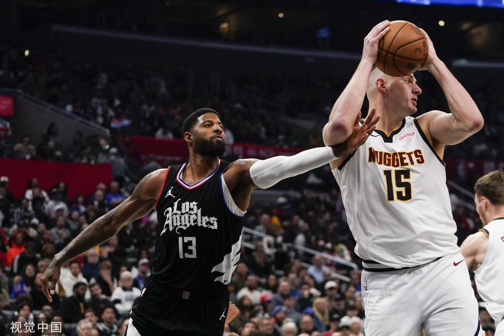 在某足球联 在某足球联