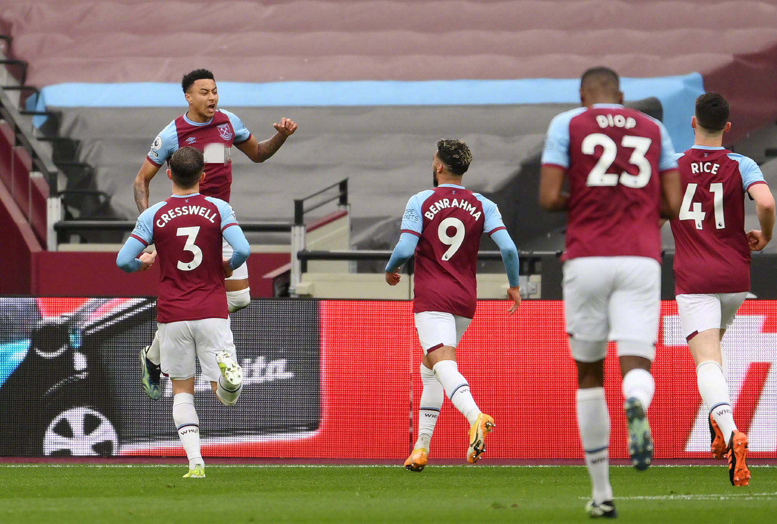 保持高水平 保持高水平